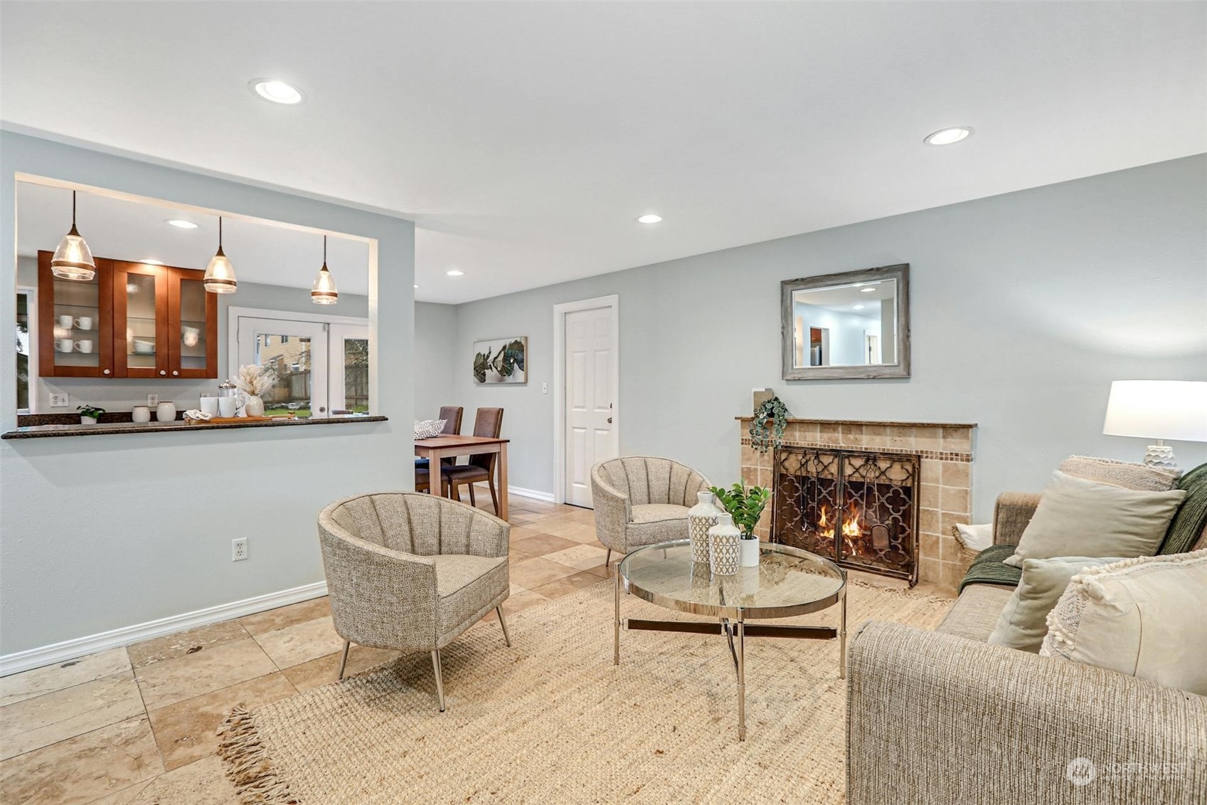 19012 35th Avenue Southeast Bothell, WA 98012 - Photo 5 of 27 Gallery Image 5