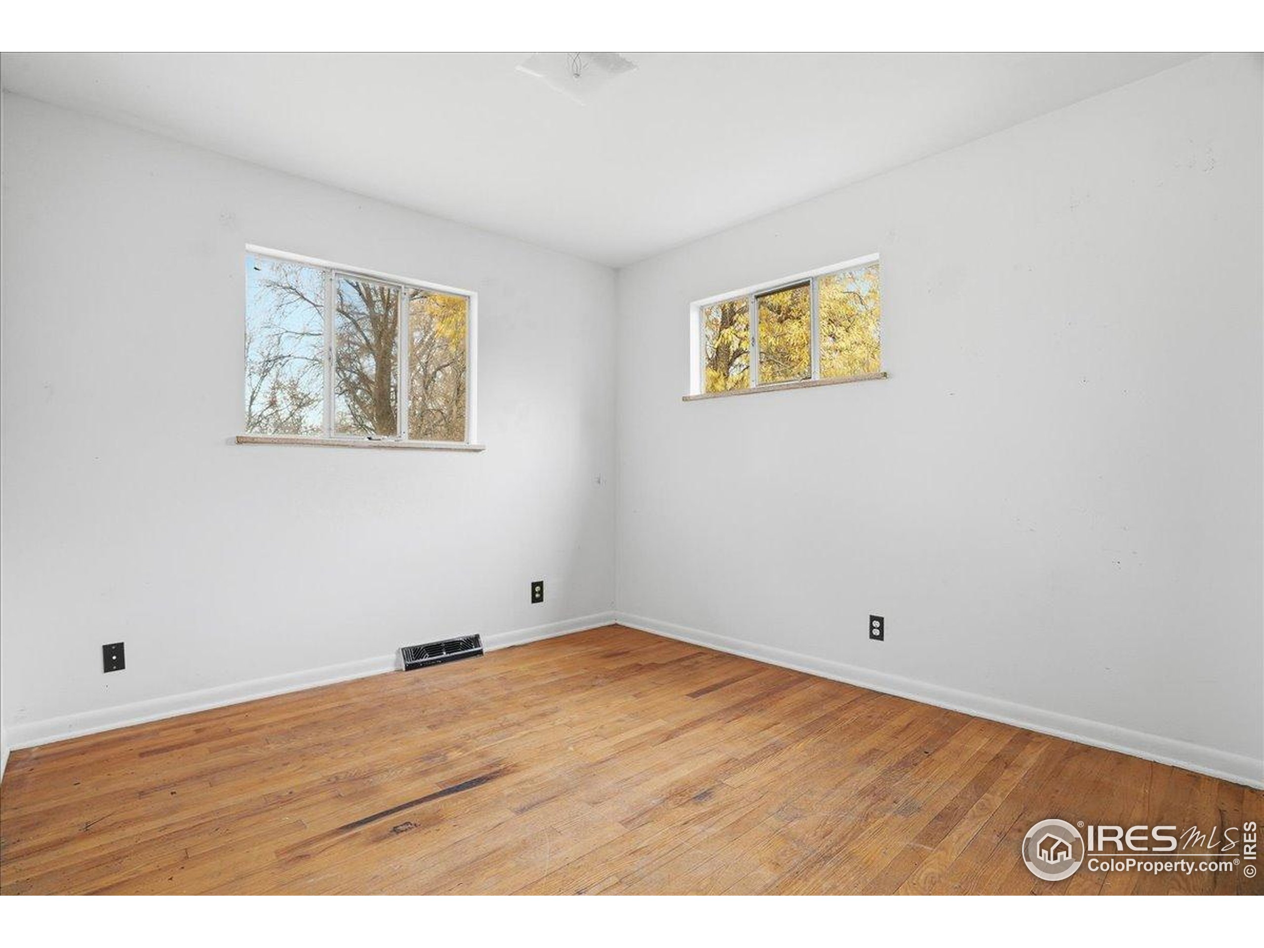 1113 Fairview Drive Fort Collins, CO 80521 - Photo 17 of 35 a view of an empty room