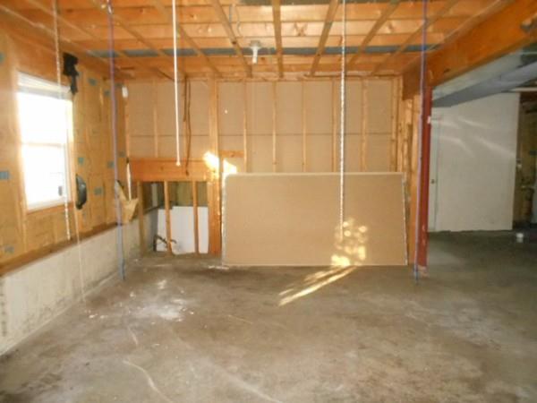 232 Stevens Street Fall River, MA 02721 - Photo 27 of 30 Gallery Image 27