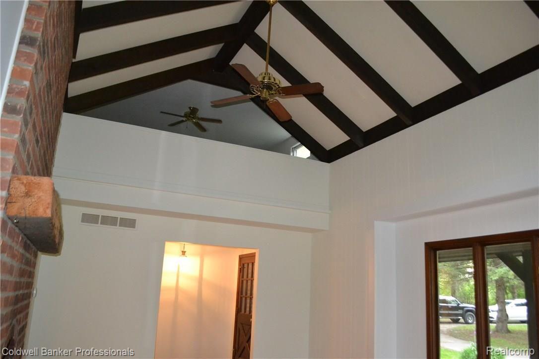 3411 Merwin Road Lapeer, MI 48446 - Photo 19 of 36 DSC_0417.JPG