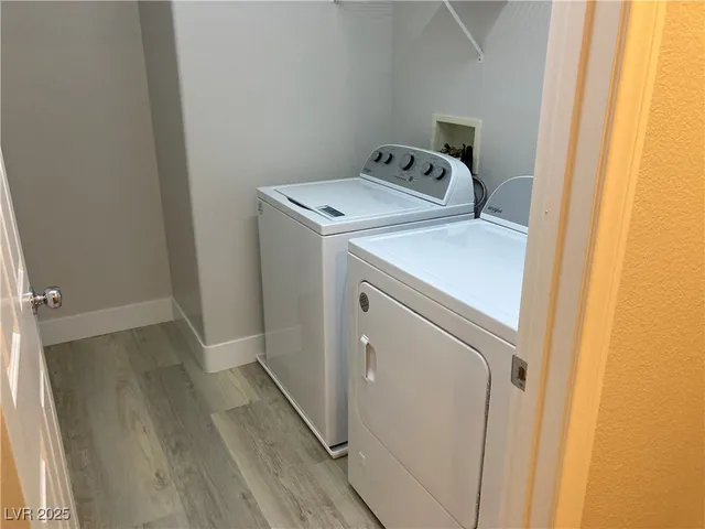 $2,575 | 9068 West Palomino Park Court, Las Vegas, NV 89178