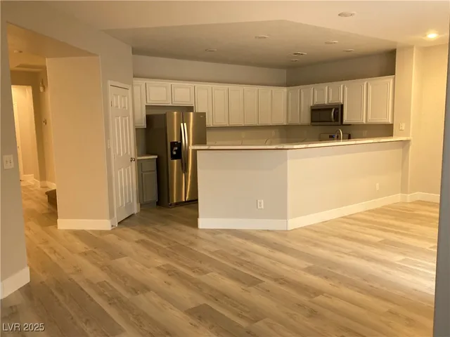 $2,575 | 9068 West Palomino Park Court, Las Vegas, NV 89178