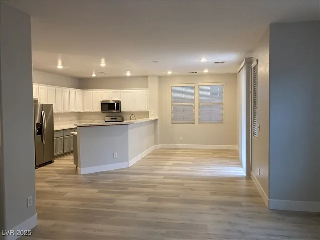 $2,575 | 9068 West Palomino Park Court, Las Vegas, NV 89178