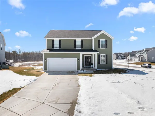 $734,900 | N56-w24171 Sabrina Court, Sussex, WI 53089