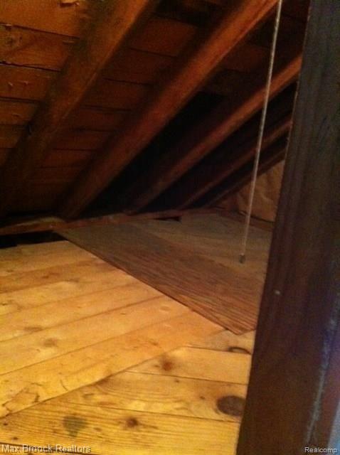 2901 Bamlet Road Royal Oak, MI 48073 - Photo 36 of 38 photo 5(21).JPG