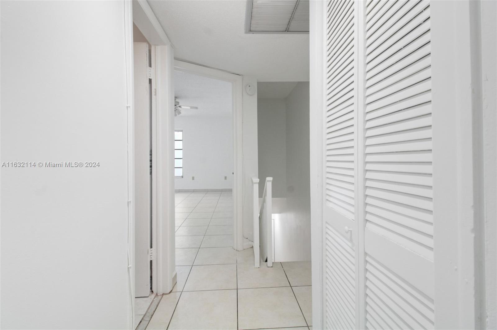 937 Michigan Avenue, Unit 4 Miami Beach, FL 33139 - Photo 10 of 20 a view of a bathroom with a shower