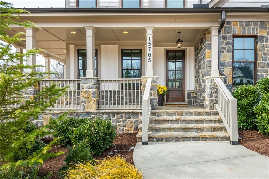 15765 Burdette Court Milton, GA 30004 - Photo 4 of 70