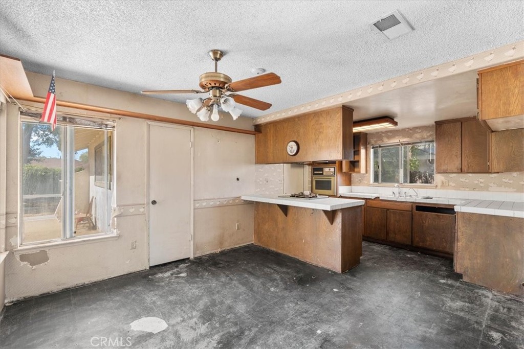 4865 Emerson Street Riverside, CA 92504 - Photo 8 of 43