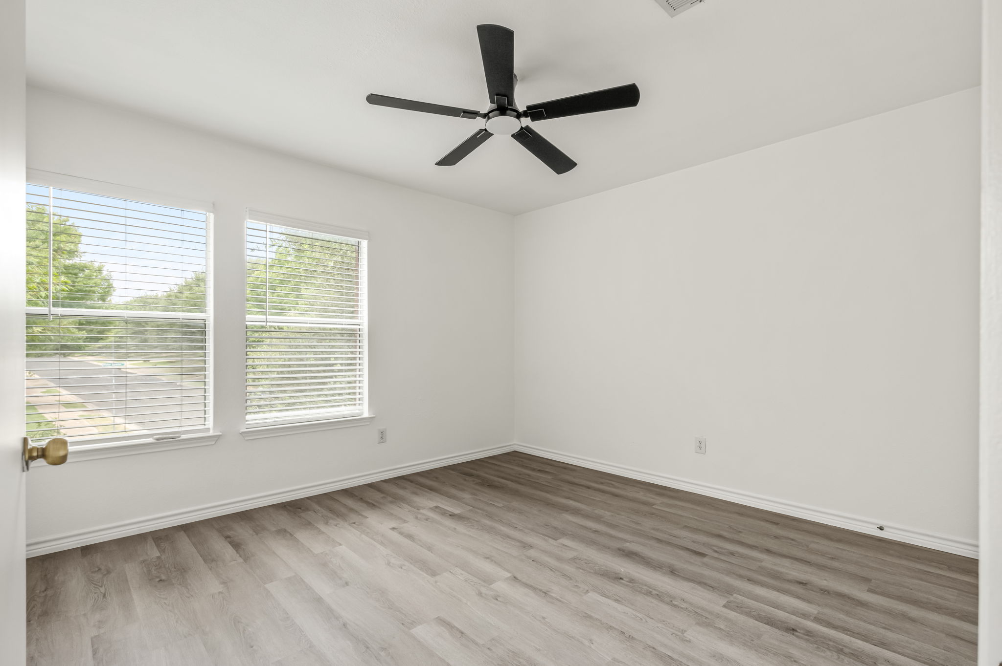 1408 Water Spaniel Way Round Rock, TX 78664 - Photo 21 of 37