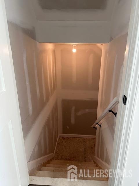 2 Aster Circle Old Bridge, NJ 08857 - Photo 48 of 60 a bathroom with a bathtub