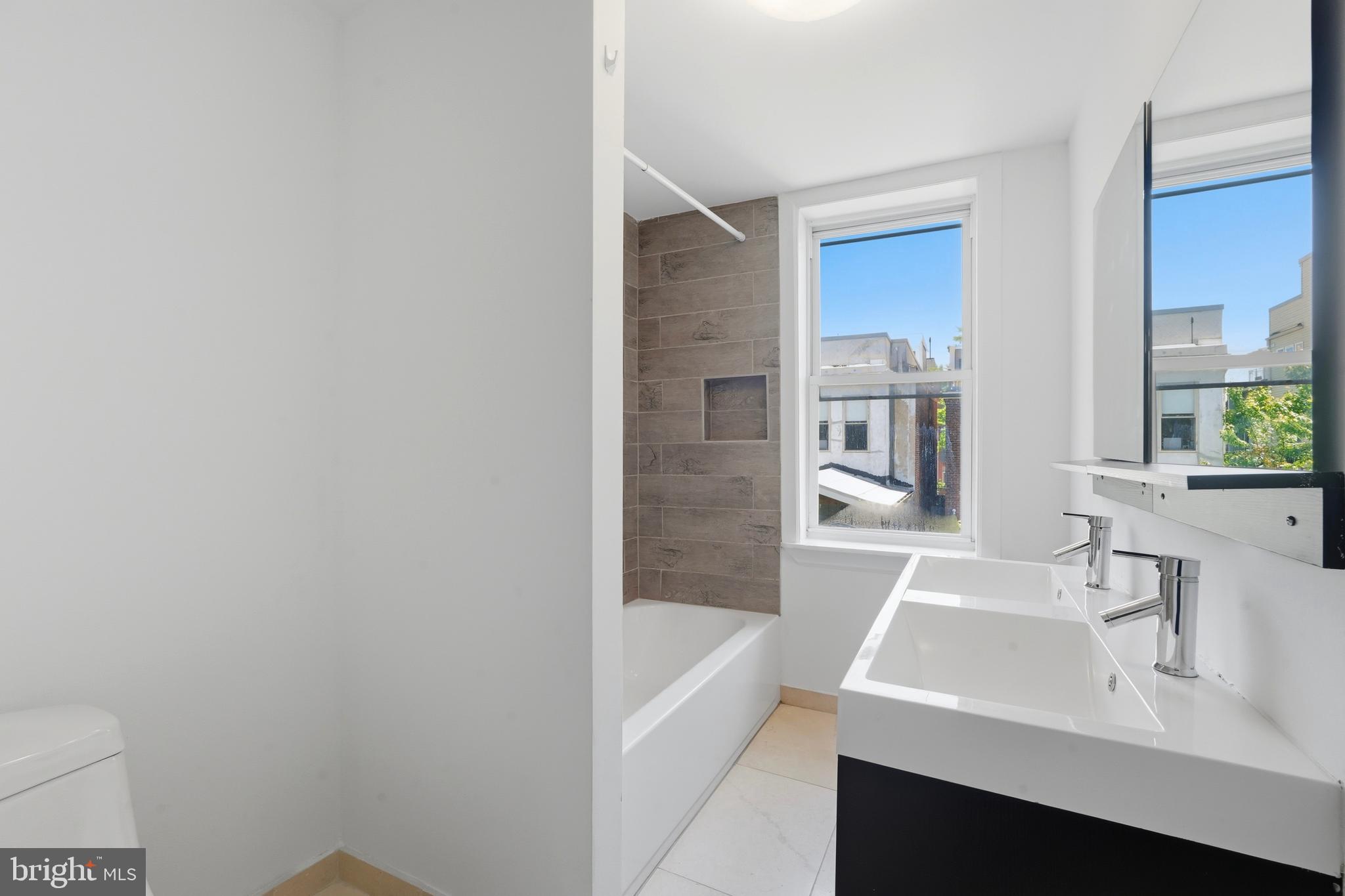 2066 East Fletcher Street Philadelphia, PA 19125 - Photo 11 of 21