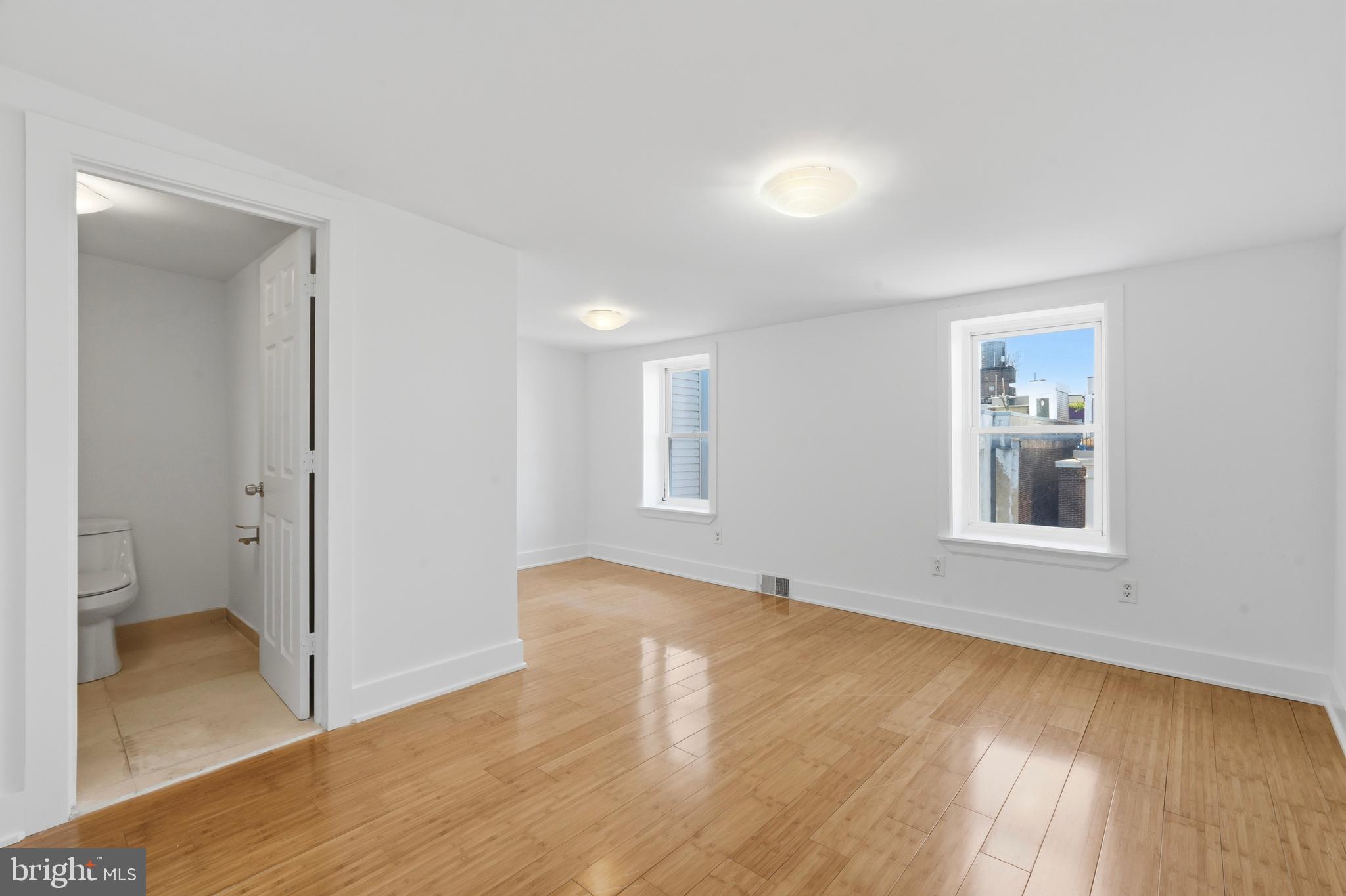 2066 East Fletcher Street Philadelphia, PA 19125 - Photo 12 of 21