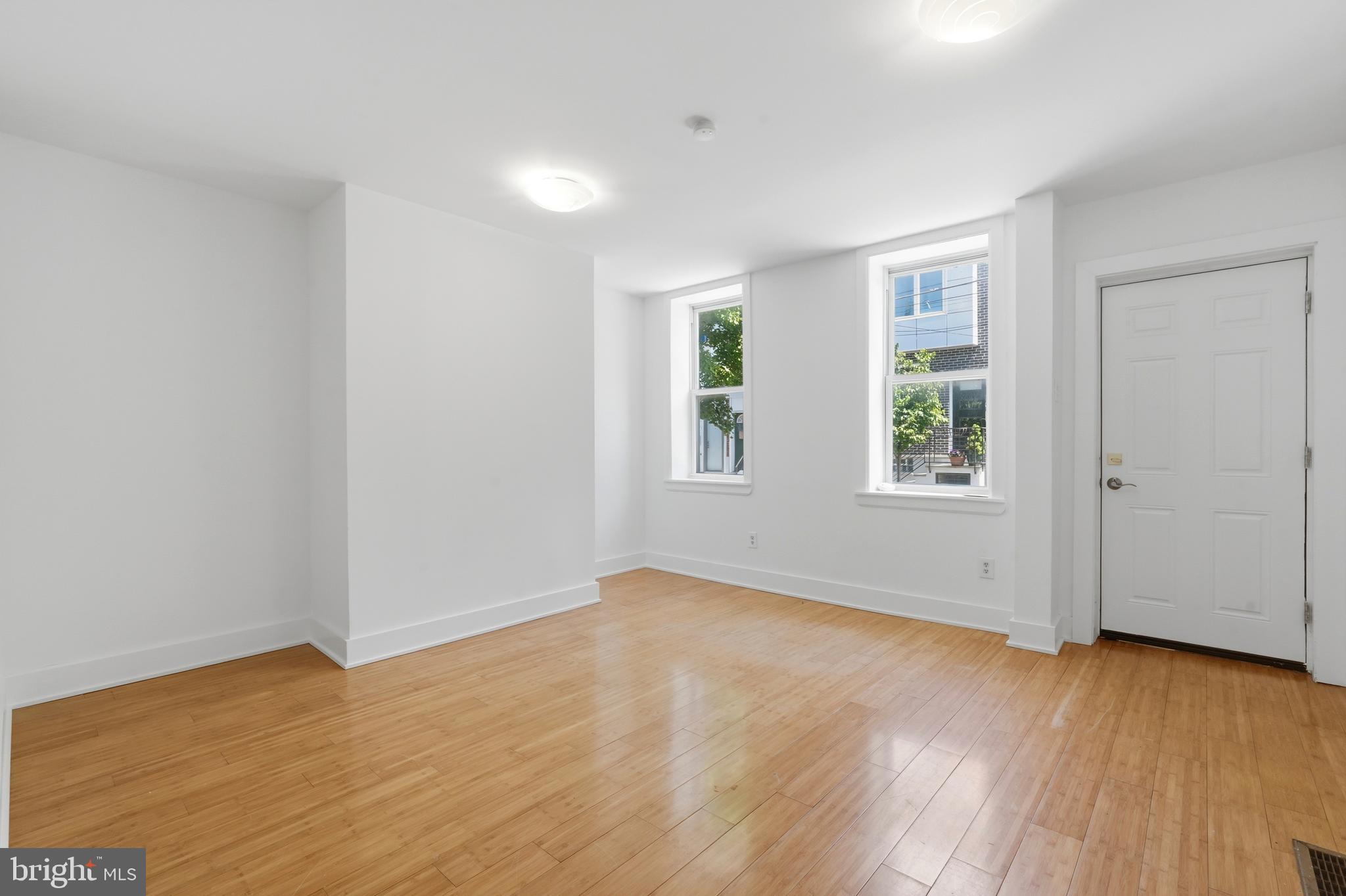 2066 East Fletcher Street Philadelphia, PA 19125 - Photo 3 of 21