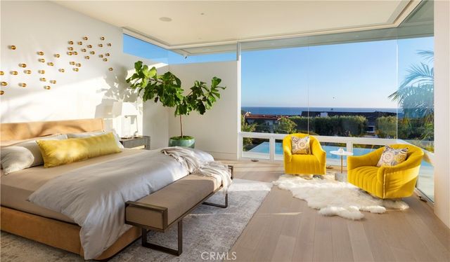 a view of an entryway