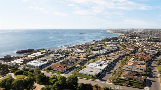 $22,000,000 | 4639 Gorham Drive, Corona del Mar, CA 92625
