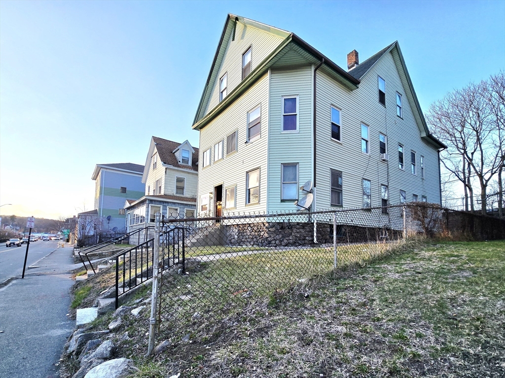 29 Cambridge Street Worcester, MA 01603 - Photo 29 of 38