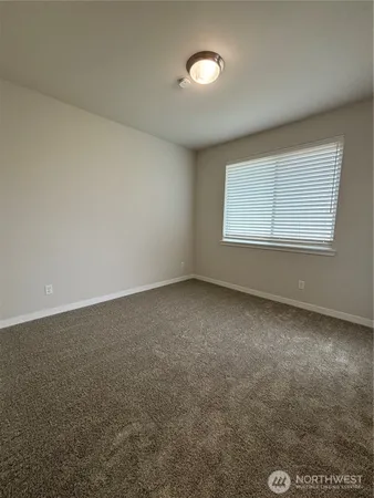 $1,300 | 5941 Great Gln Road Southwest, Unit B, Port Orchard, WA 98367