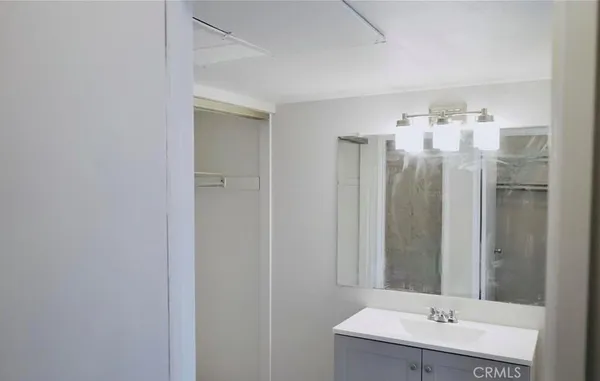 $2,190 | 23232 Orange Avenue, Unit 2, Lake Forest, CA 92630