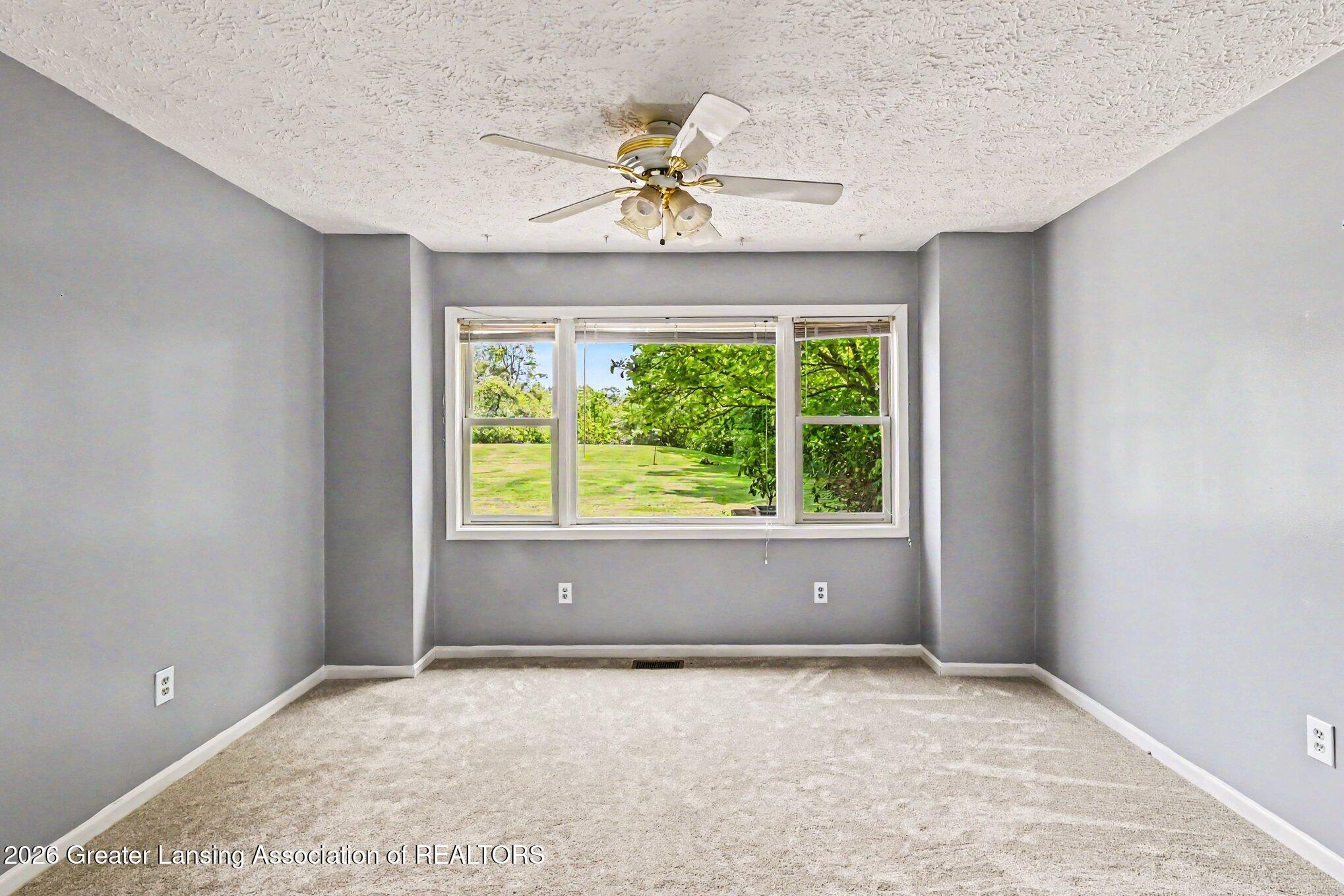 16453 Center Road East Lansing, MI 48823 - Photo 8 of 33 013_file_1623