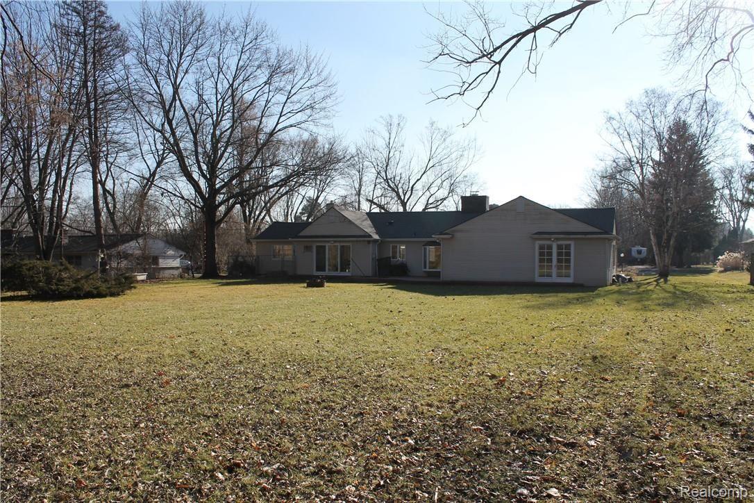 29204 Utley Road Farmington, MI 48334 - Photo 46 of 52 IMG_8869.JPG