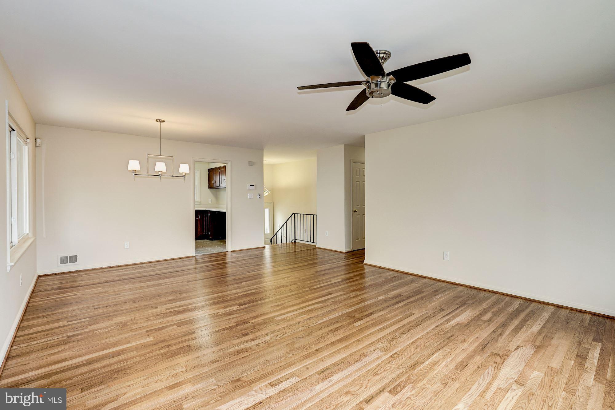 8403 Wagon Wheel Road Alexandria, VA 22309 - Photo 13 of 47 Living room