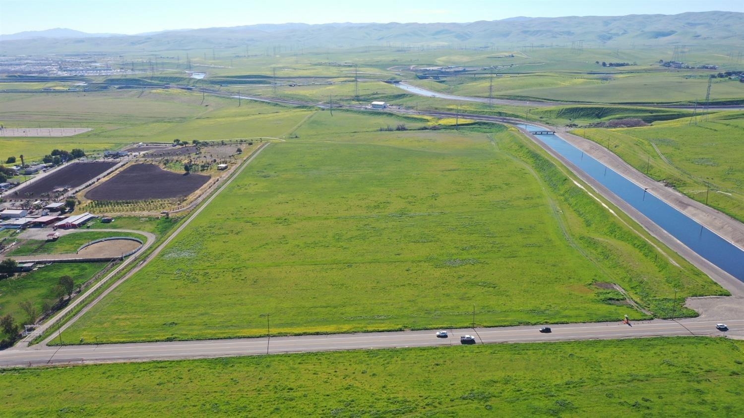48 West Grant Line Road Tracy, CA 95391 - Photo 11 of 22