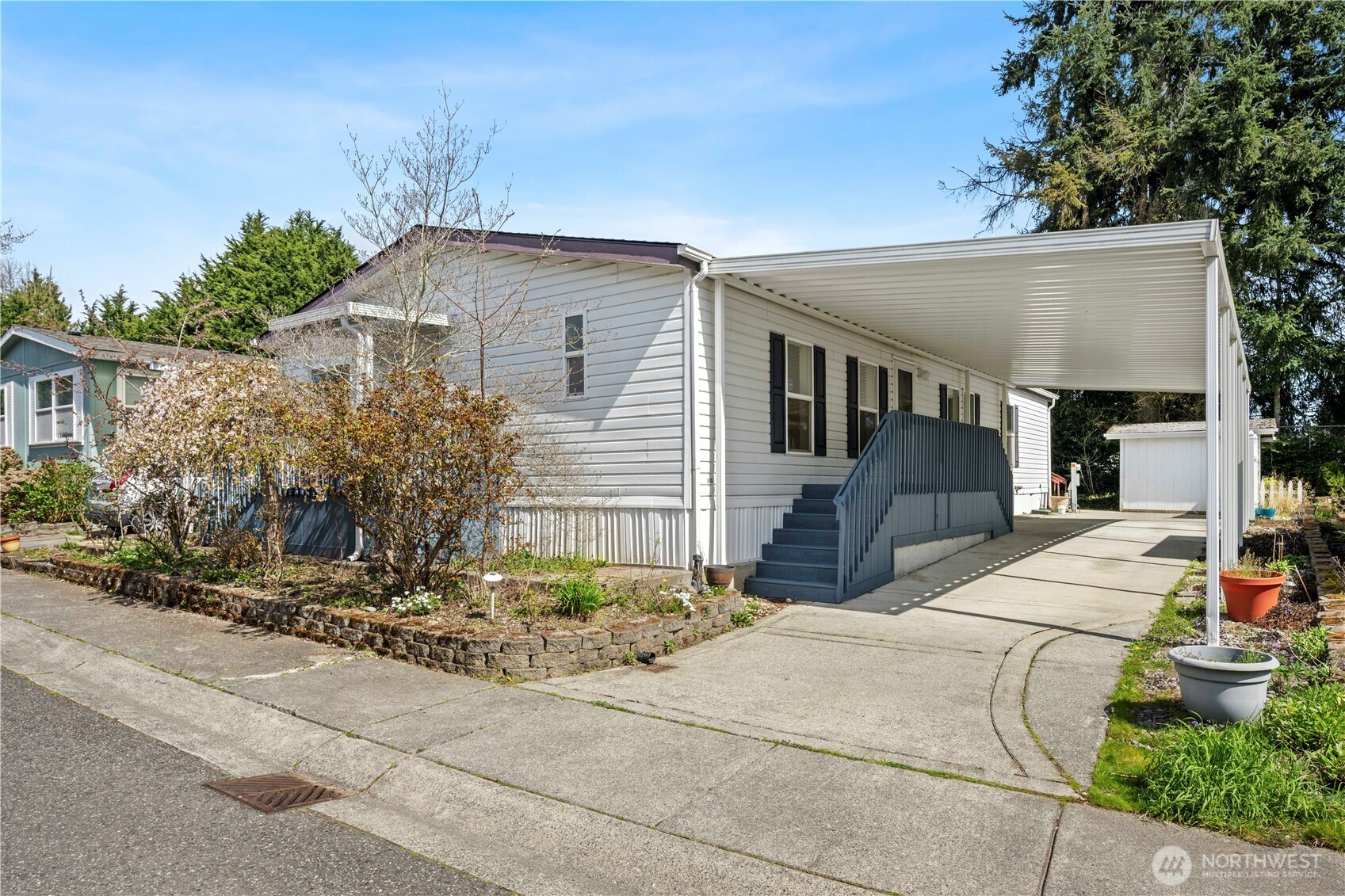 11100 4th Avenue West, Unit 22 Everett, WA 98204 - Photo 1 of 29