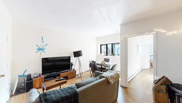 $3,395 | 513 Beacon Street, Unit 6, Boston, MA 02215