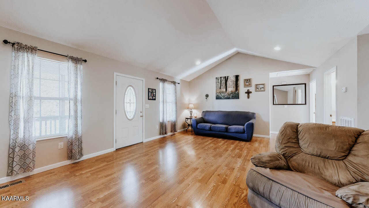 489 Stoutown Road Blaine, TN 37709 - Photo 8 of 47 Gallery Image 8