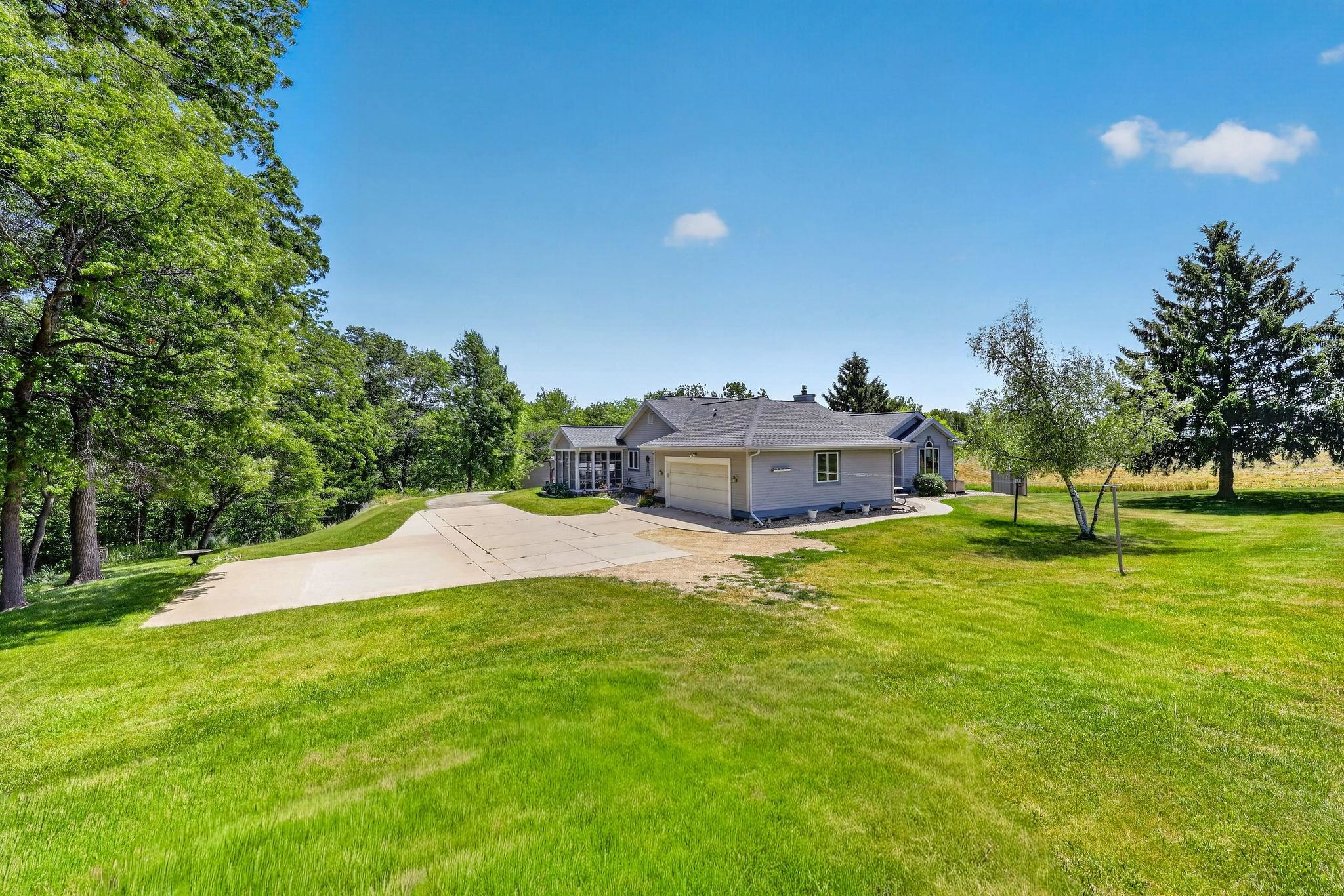 8766 Colby Road Mount Horeb, WI 53572 - Photo 5 of 73