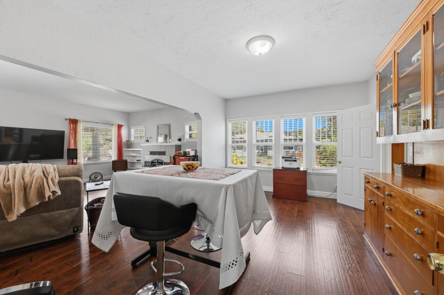 6948 Dry Creek Road Rio Linda, CA 95673 - Photo 10 of 64 Gallery Image 10