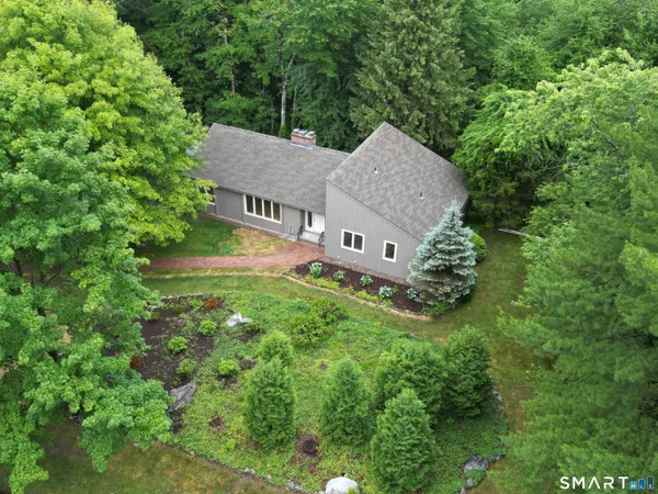 $674,900 | 114 Cold Spring Road, Avon, CT 06001