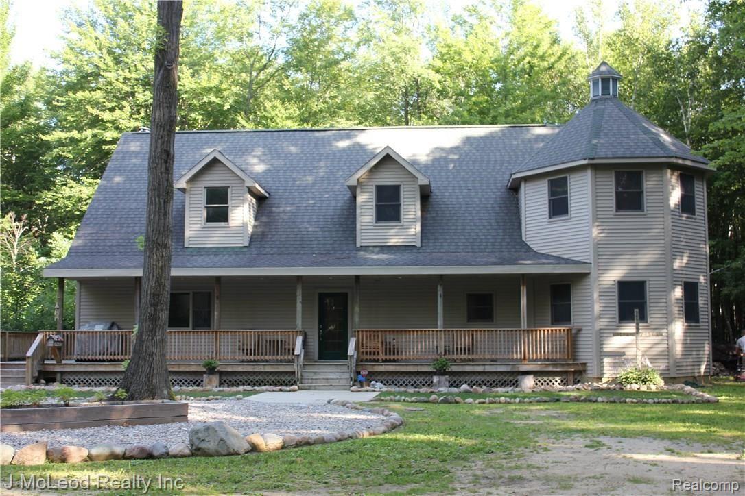 5758 Murphy Lake Road Millington, MI 48746 - Photo 2 of 27 IMG_9423.JPG