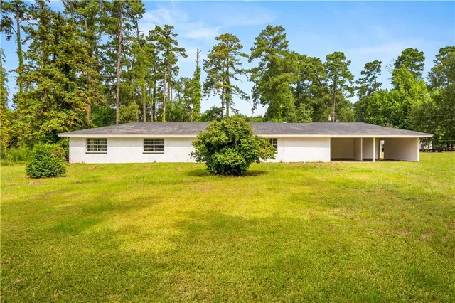 $194,000 | 107 Cardinal Loop Road, Marksville, LA 71351