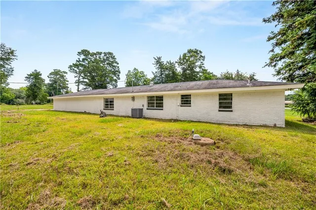 $194,000 | 107 Cardinal Loop Road, Marksville, LA 71351