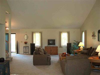 11405 West Frances Road Flushing, MI 48433 - Photo 10 of 13 20272011-9.JPG