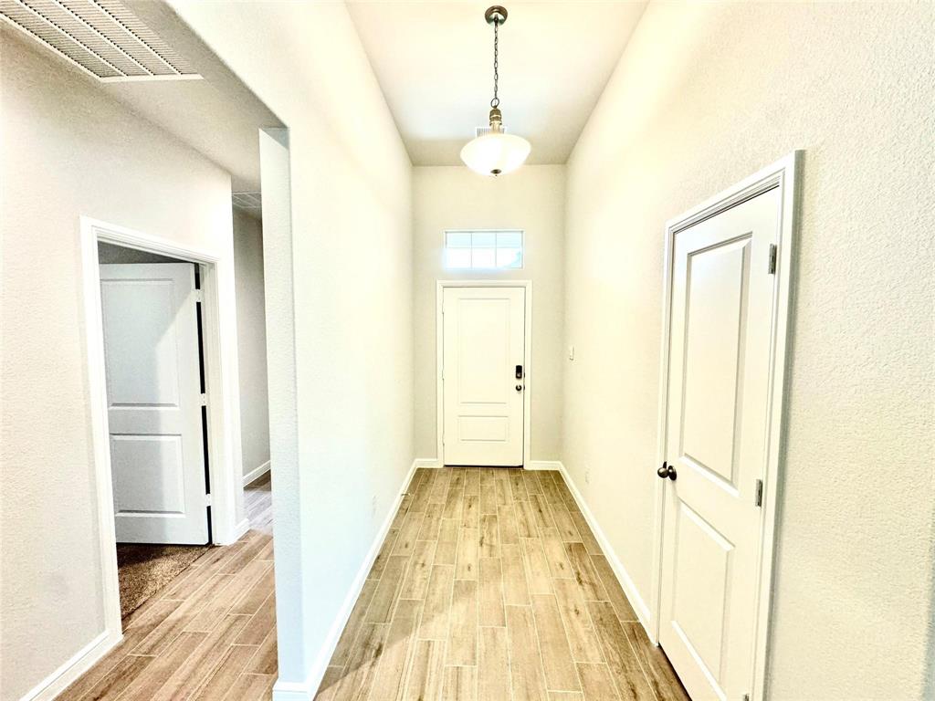 9653 Austin Hollow Road Crowley, TX 76036 - Photo 3 of 18 Gallery Image 3