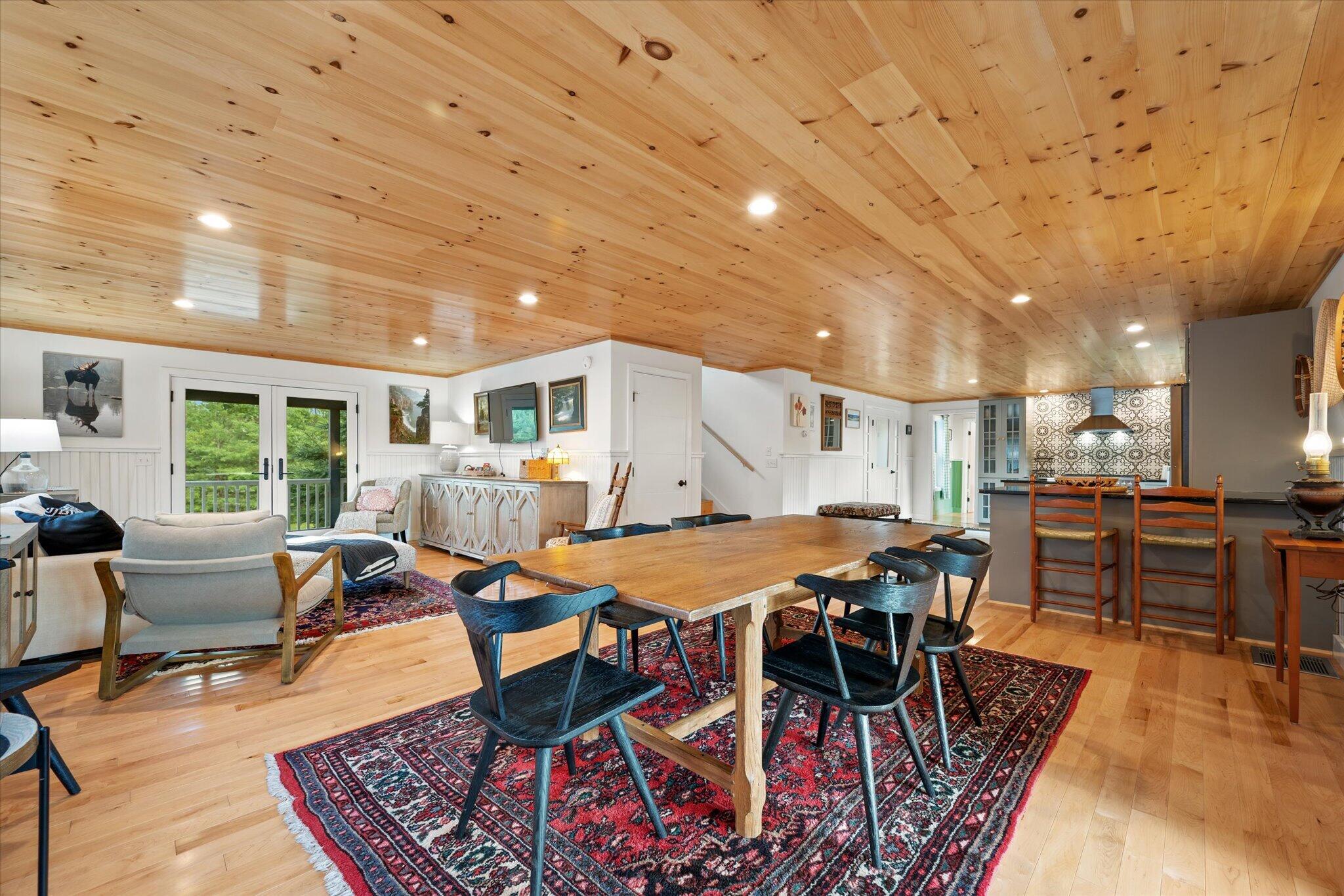 472 Kansas Road Milbridge, ME 04658 - Photo 17 of 63 26-Dining