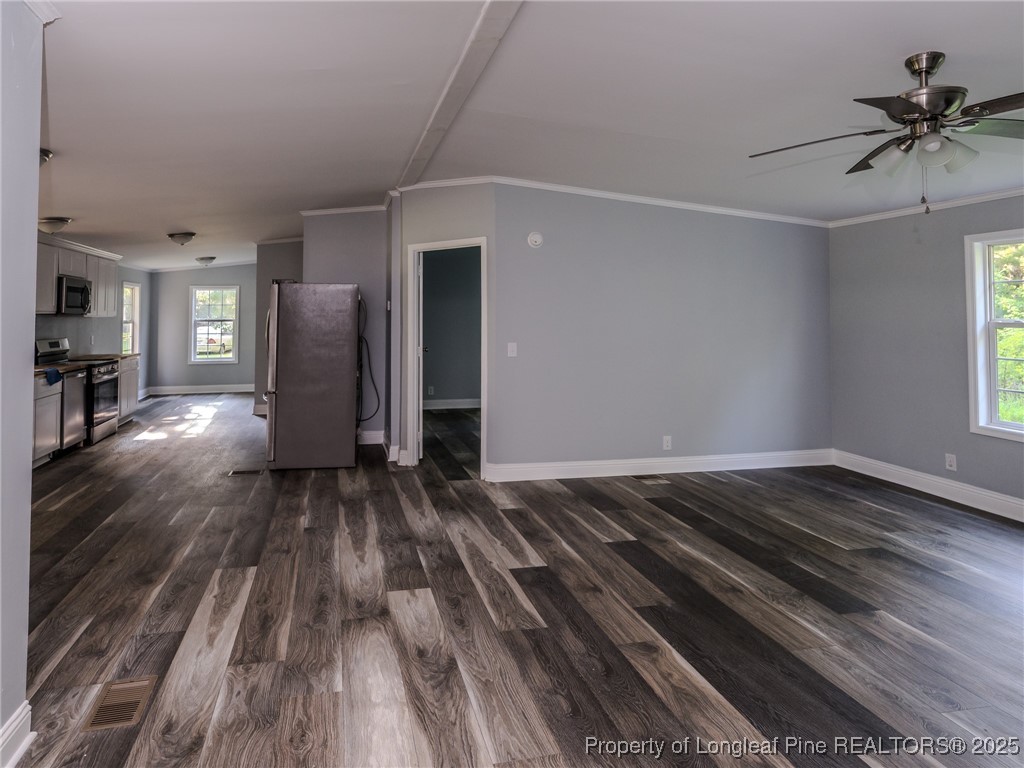 40 Ella Bell Road Clarkton, NC 28433 - Photo 16 of 49 Gallery Image 16