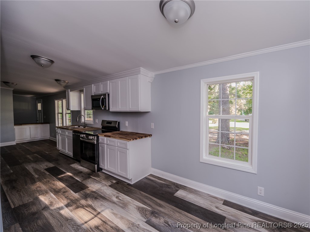 40 Ella Bell Road Clarkton, NC 28433 - Photo 19 of 49 Gallery Image 19
