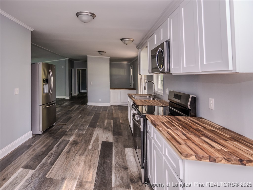40 Ella Bell Road Clarkton, NC 28433 - Photo 9 of 49 Gallery Image 9