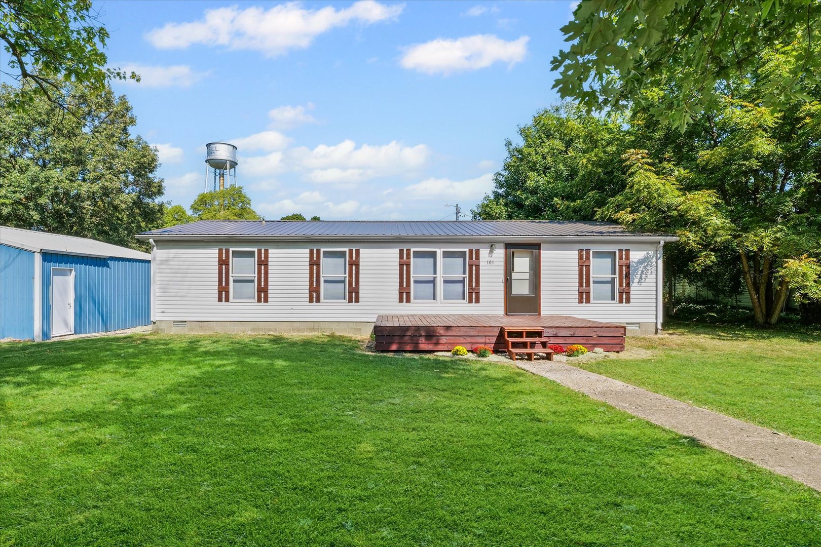 101 Railroad Street Sidell, IL 61876 - Photo 1 of 31