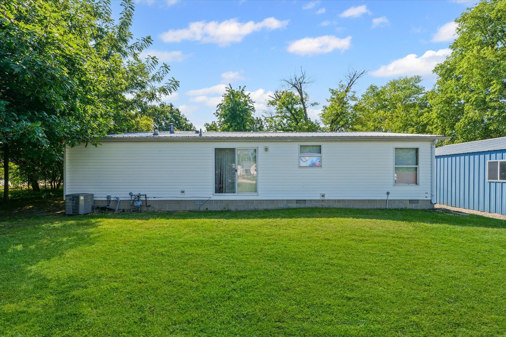 101 Railroad Street Sidell, IL 61876 - Photo 26 of 31