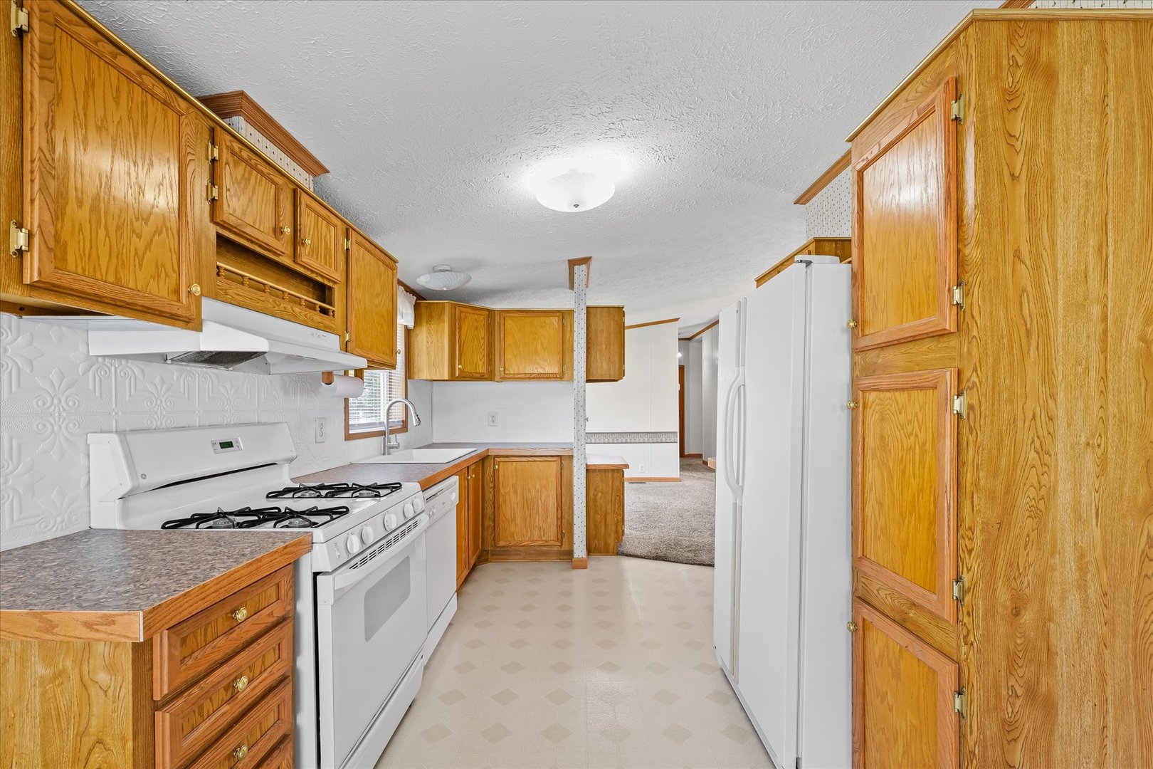 101 Railroad Street Sidell, IL 61876 - Photo 10 of 31