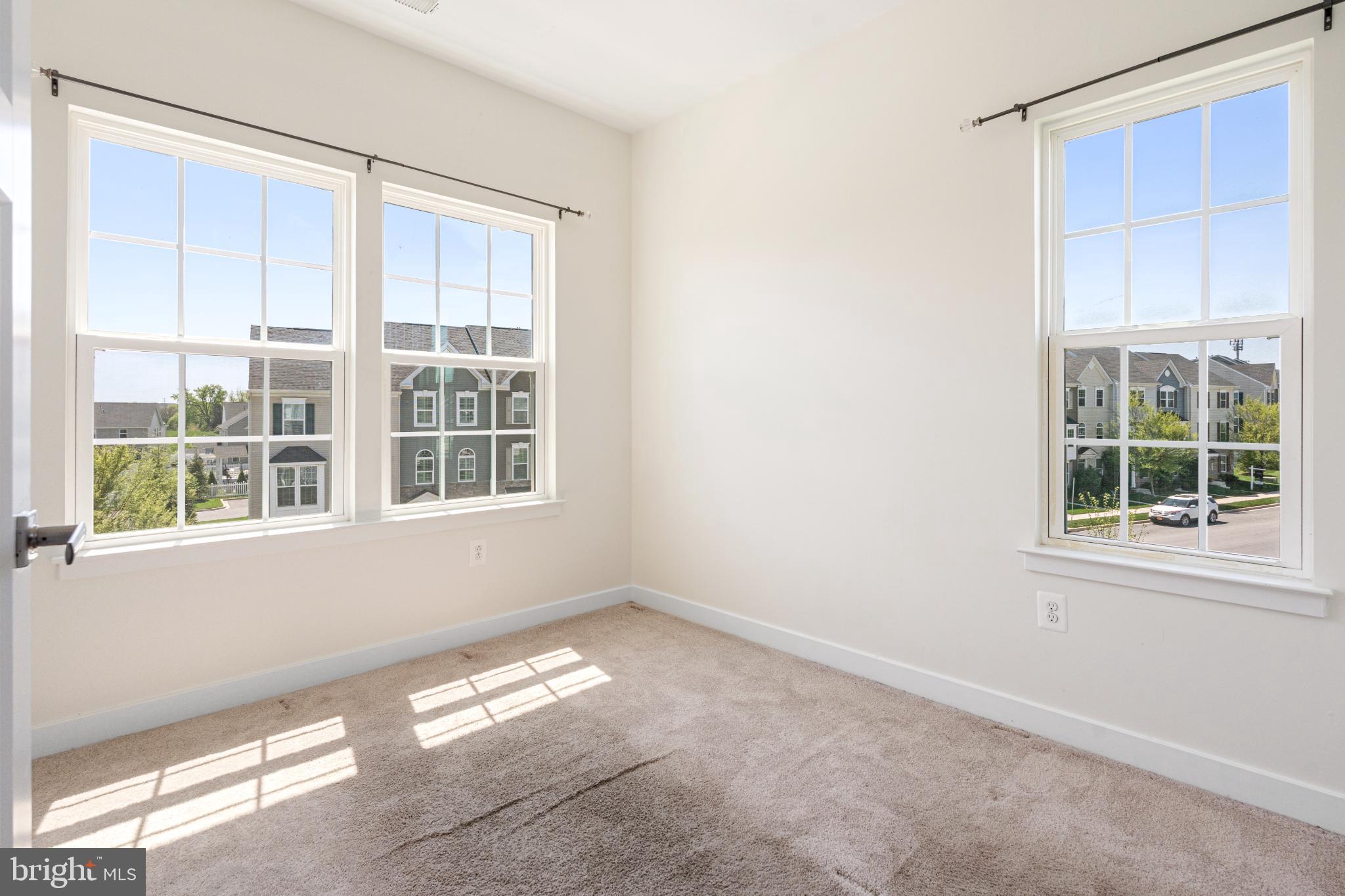 6510 Ballenger Run Boulevard Frederick, MD 21703 - Photo 12 of 18 an empty room with a window