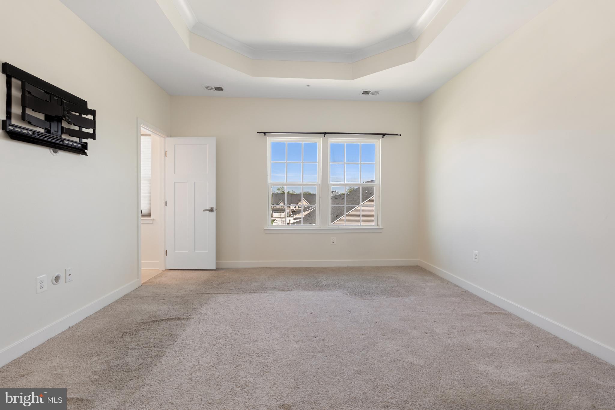 6510 Ballenger Run Boulevard Frederick, MD 21703 - Photo 9 of 18 a view of an empty room with a window