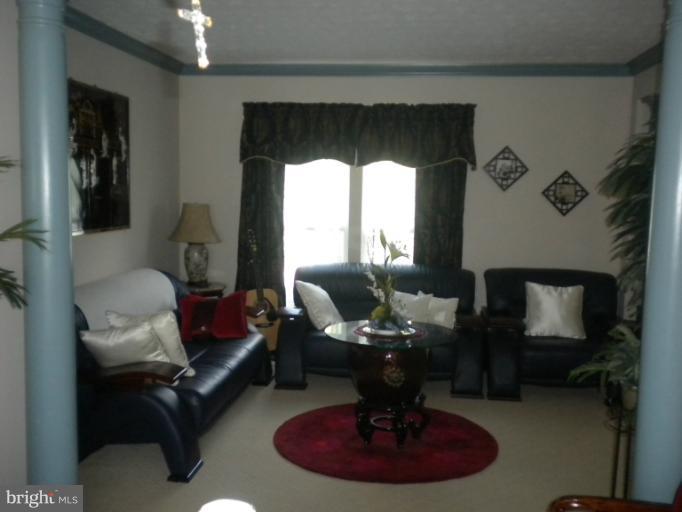 4 Rider Mill Court Owings Mills, MD 21117 - Photo 22 of 30 Living Room