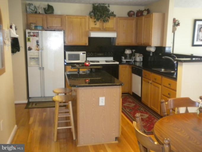 4 Rider Mill Court Owings Mills, MD 21117 - Photo 4 of 30 Kitchen
