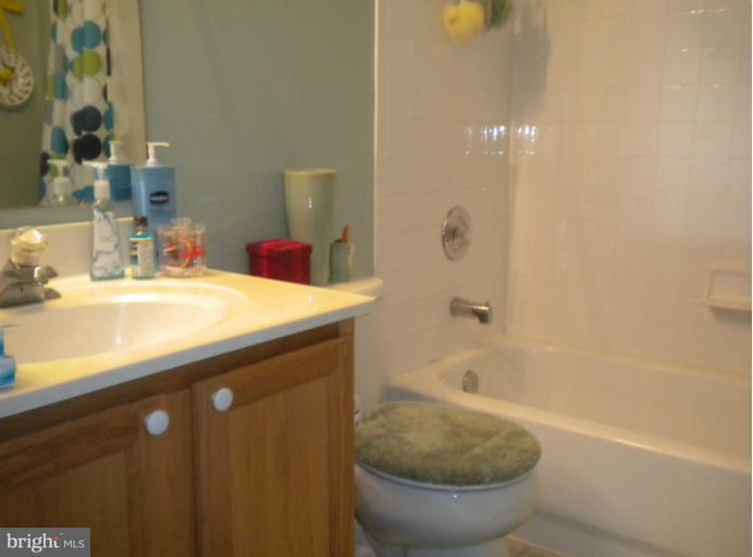 4 Rider Mill Court Owings Mills, MD 21117 - Photo 8 of 30 Bath