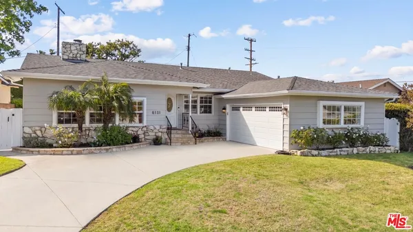 $1,359,000 | 6131 Lockhurst Drive, Woodland Hills, CA 91367